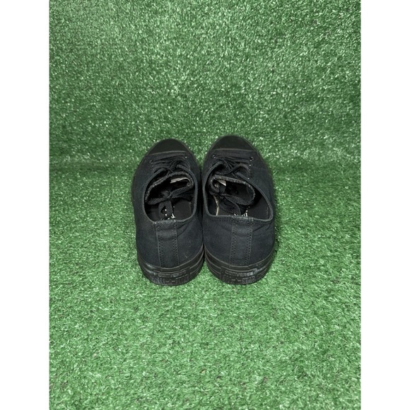 Converse Chuck Taylor All Star Mens Size 10 Black Athletic Shoes Skate Sneakers